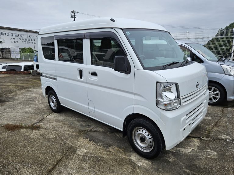 「NV100クリッパー 2WD」の写真
